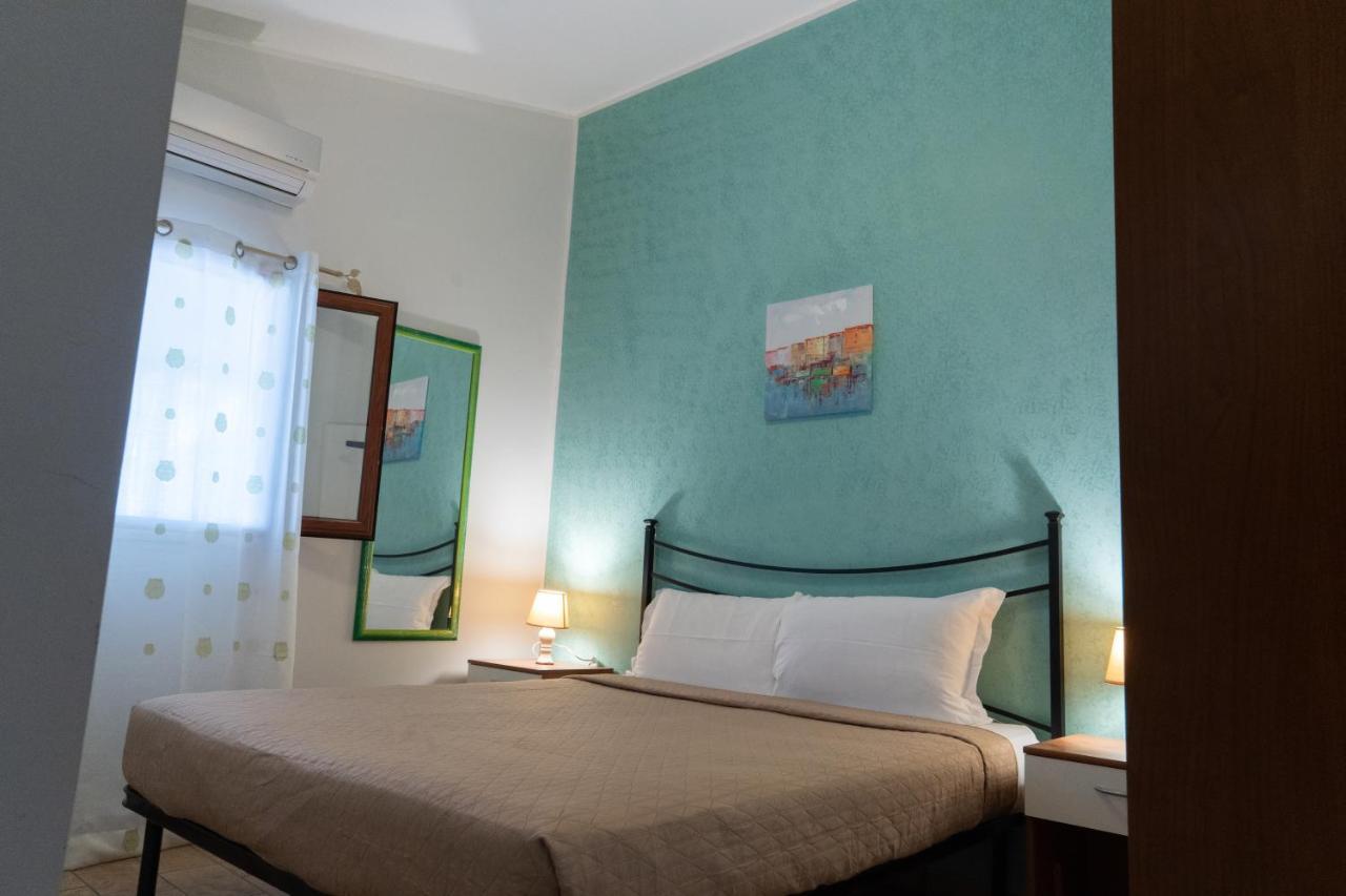 Nick & Santo'S Holiday Homes R Giardini Naxos Exterior photo
